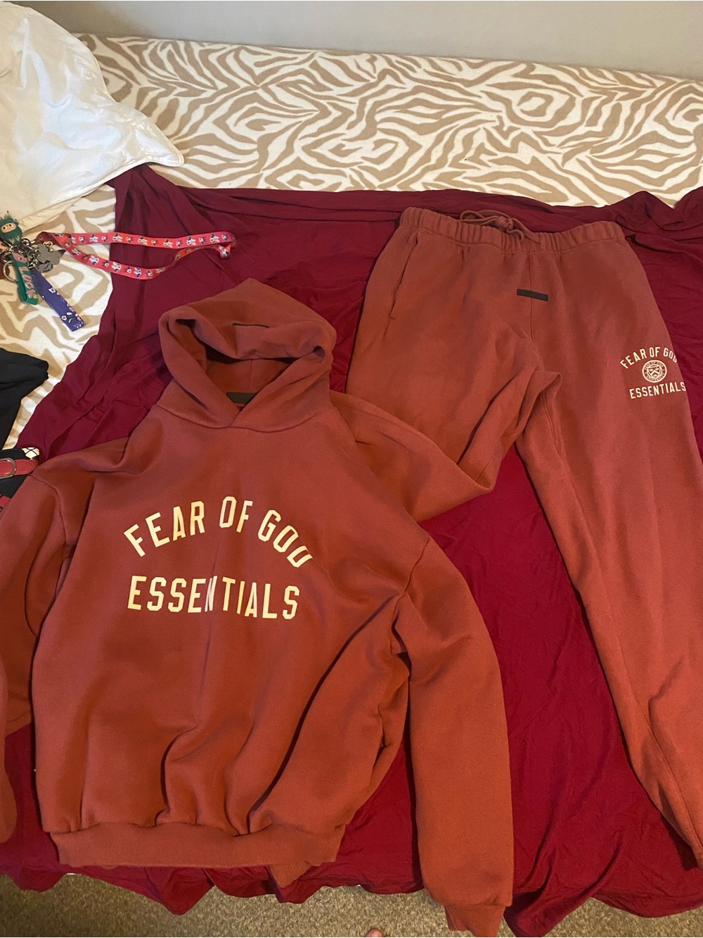 Essentials Men’s Hoodie/Jogger Set in Rust Size M
